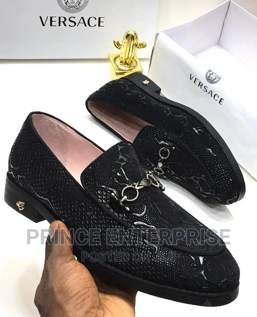 VERSACE Shoe