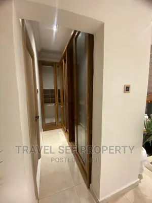 Furnished 3bdrm Duplex in Milverton Roads for rent