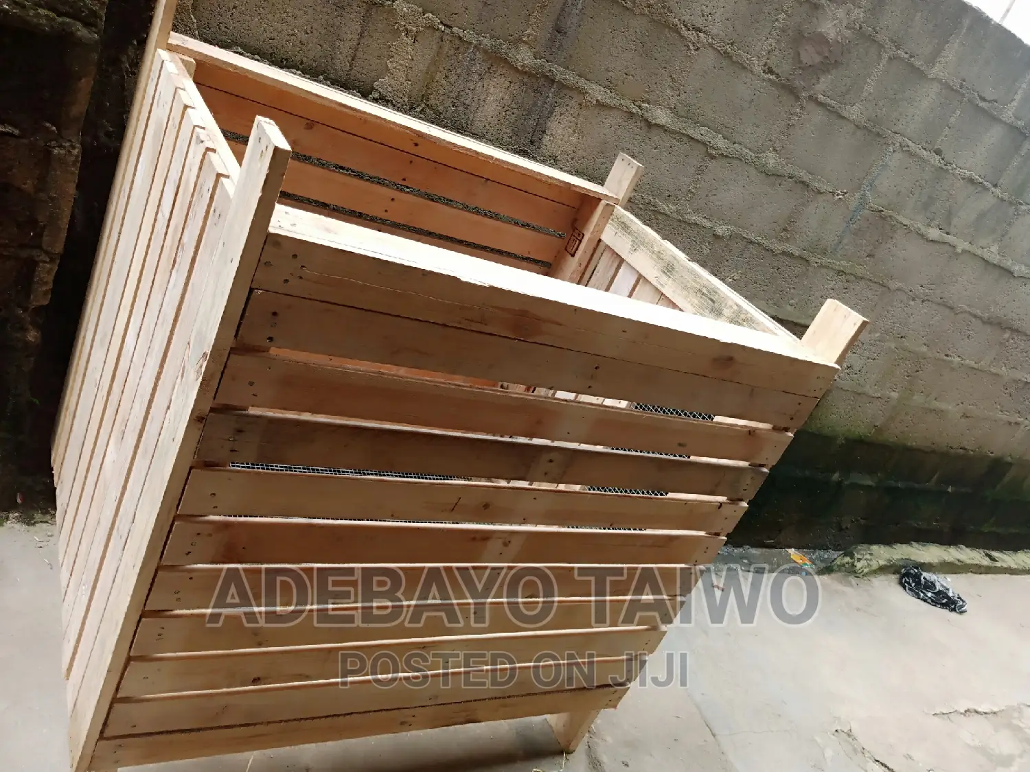Pallet Wooding Cage for Dogs