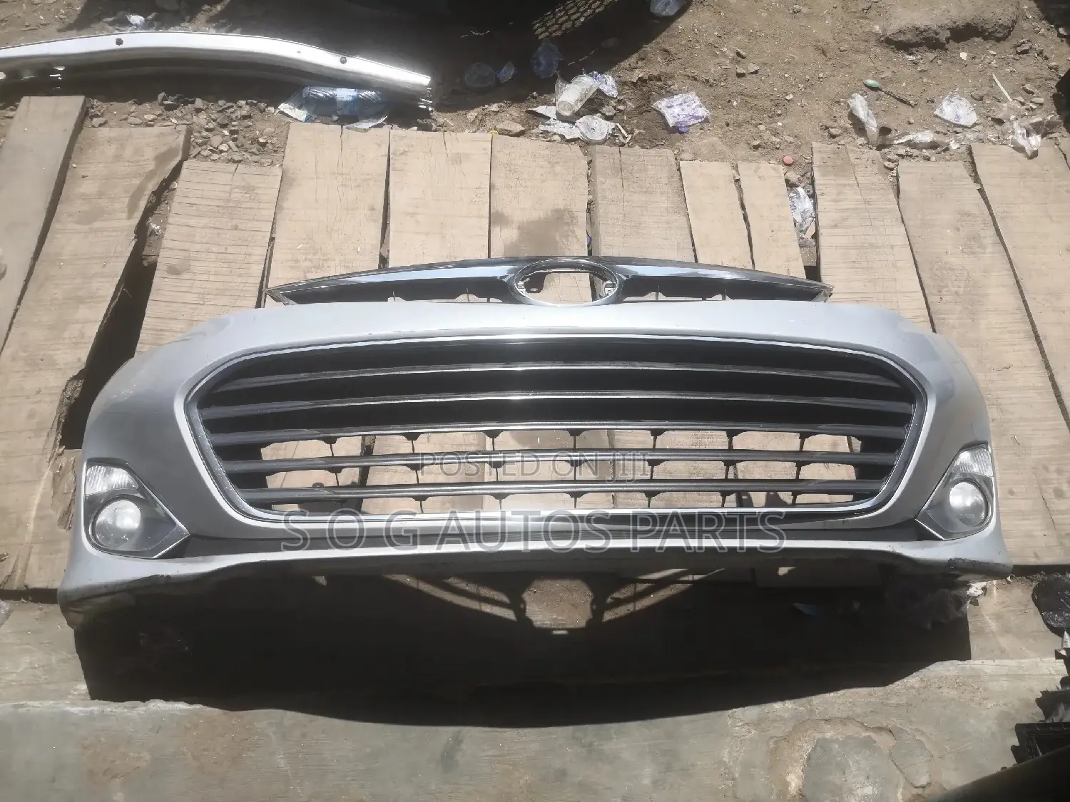 Complete Front Bumper Avalon 2015