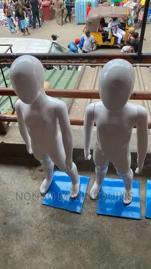 1 To 3 Years Of Age Unisex Glossy Kiddies Mannequin