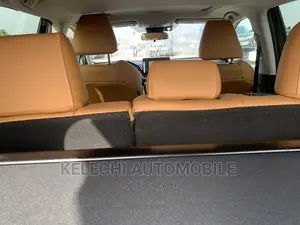 Toyota RAV4 XLE AWD 2020 Black