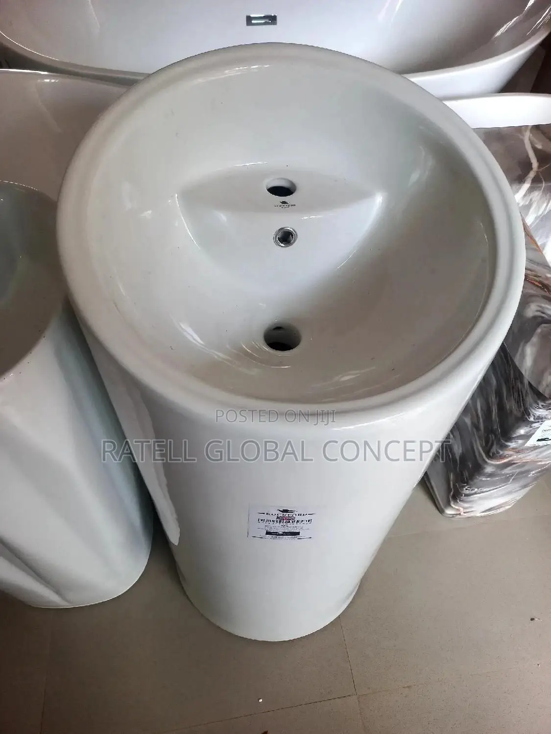Freestand White Wash Basin