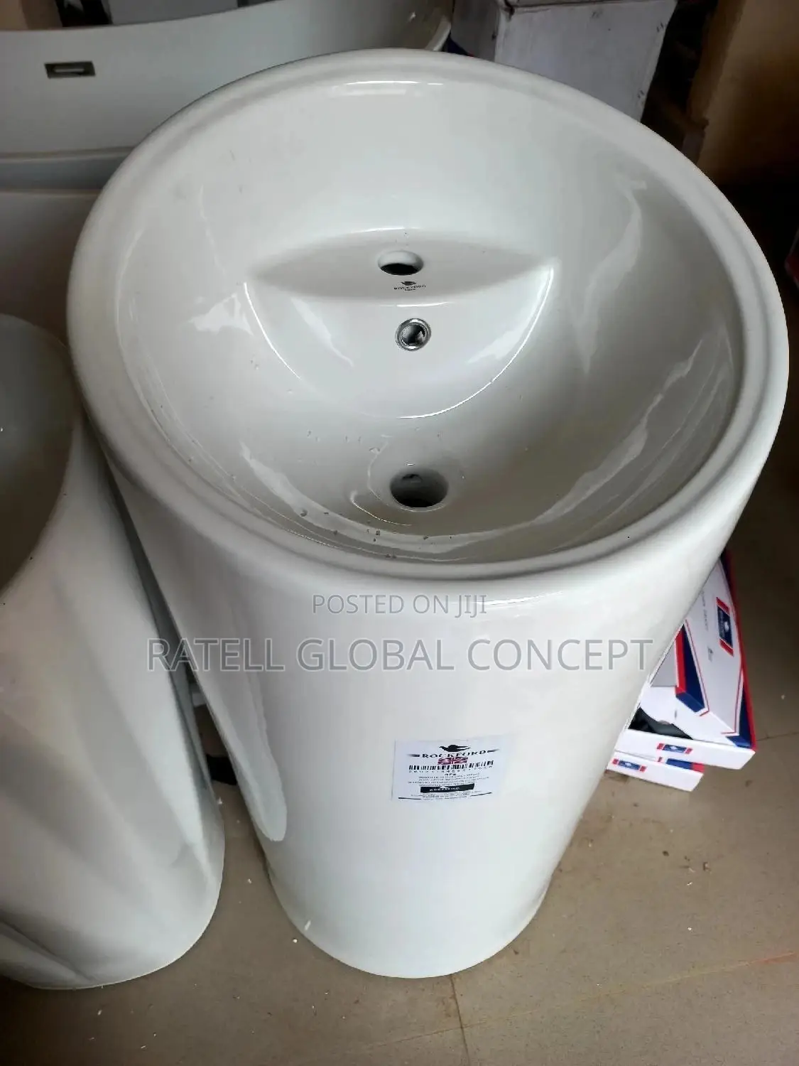 Freestand White Wash Basin
