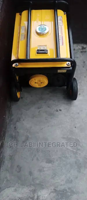 Few Months Old 3.75KVA THERMOCOOL 3500ES Kickstart Generator