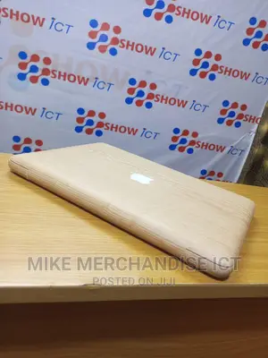 Laptop Apple MacBook 4GB Intel Core 2 Quad HDD 500GB