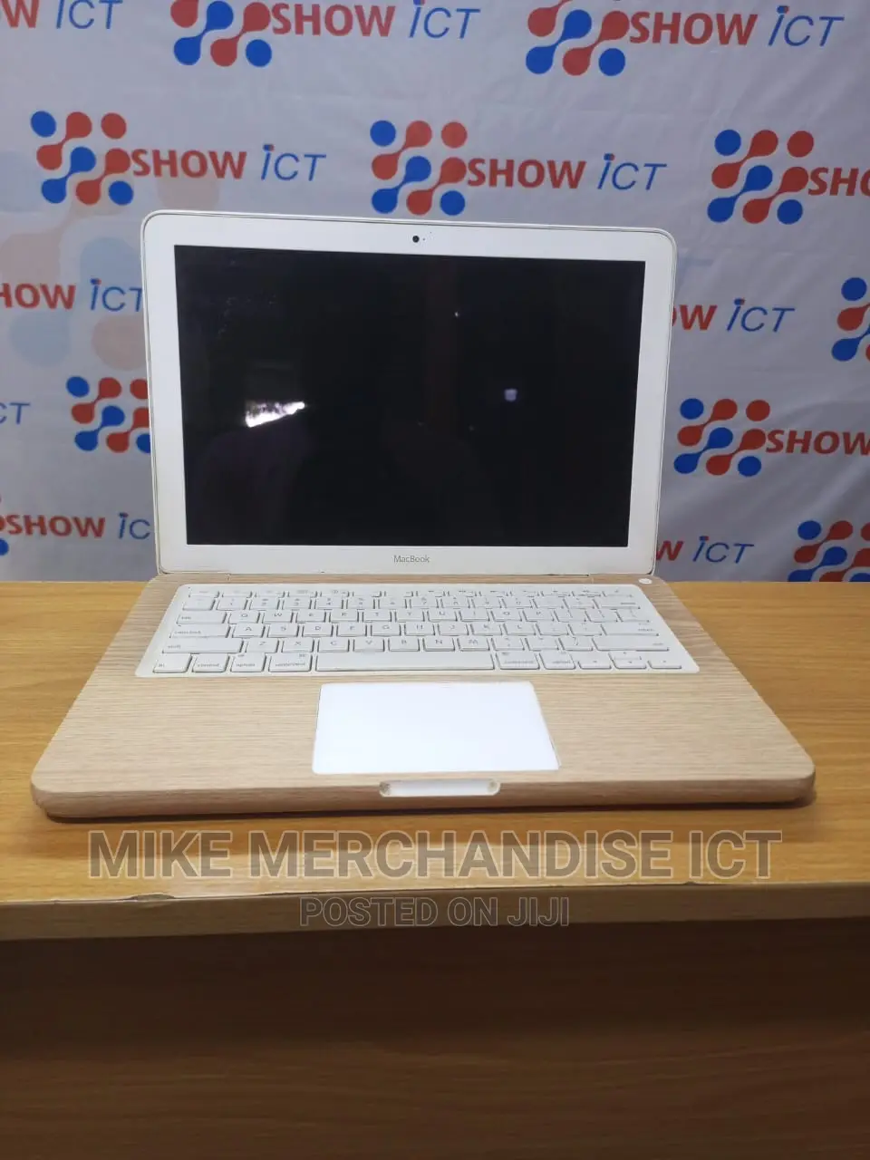 Laptop Apple MacBook 4GB Intel Core 2 Quad HDD 500GB