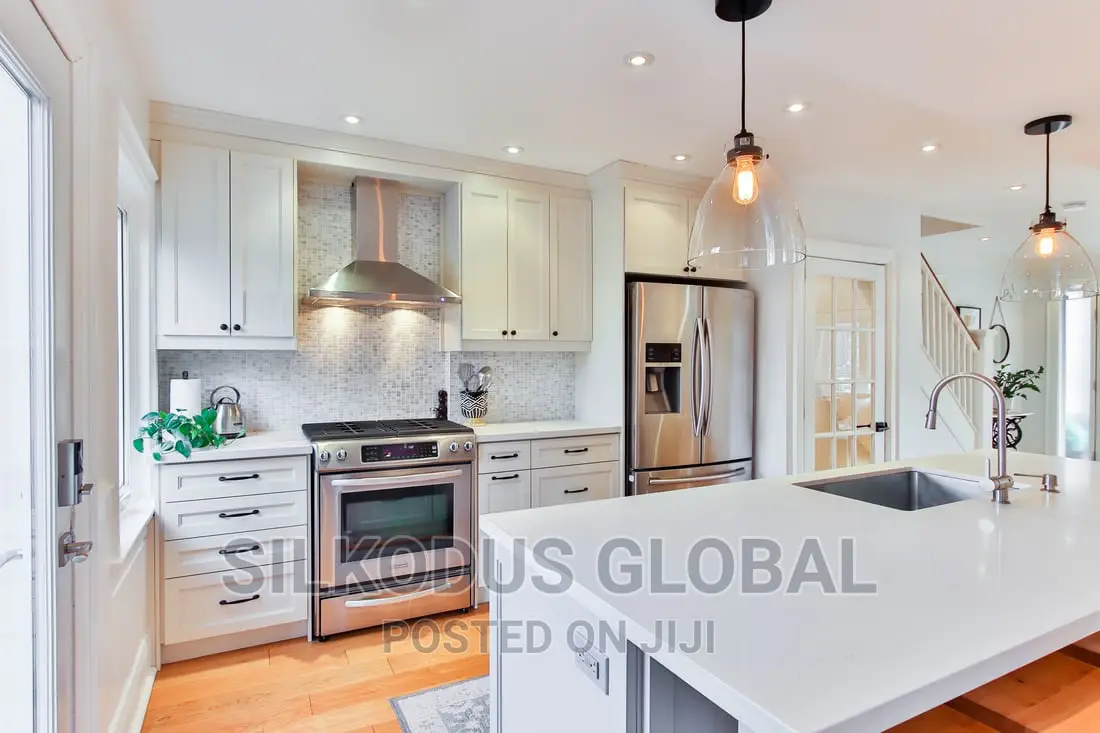 Kitchen Cabinet and Walldrop