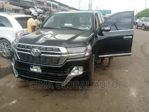 Upgrade Your 2012landcruiser to 2019 Model (Super Delivery)