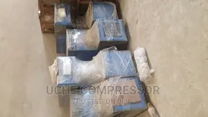 Pet Blowing Machine