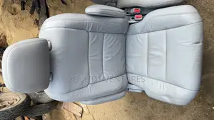 Toyota Sienna Complete Middle Seat 2014-18