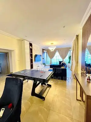 2/3 Bedroom Luxury Apartment With Snooker and Gym