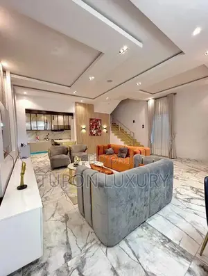 4 Bedroom Fully Detached Duplex With Ps5