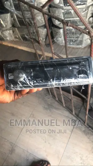 Original Car Single Deck Universal With Bluetooth