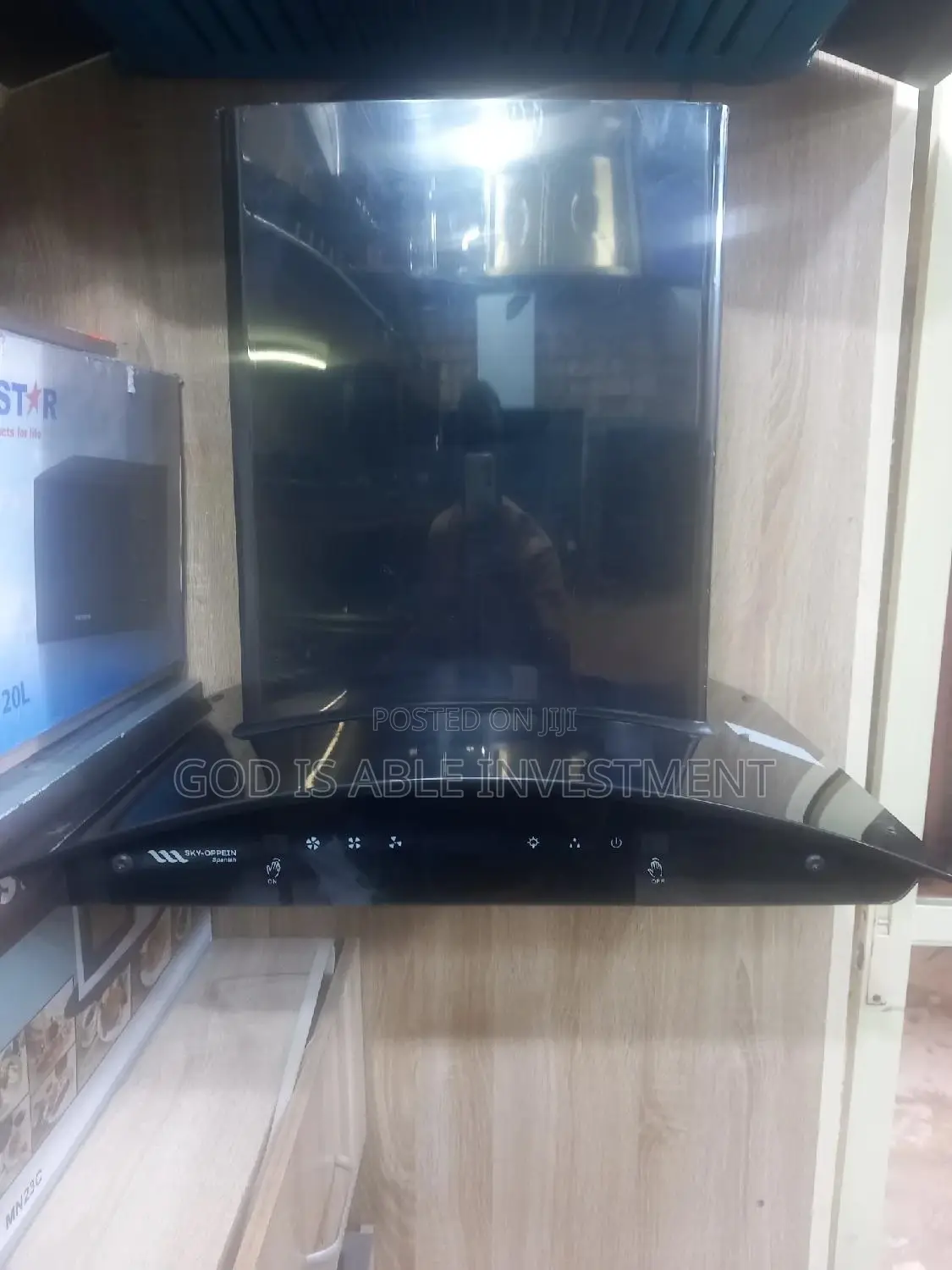 60cm Black Kitchen Extractor