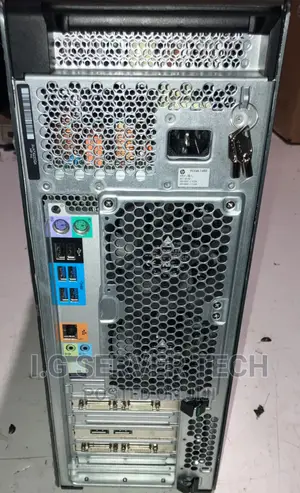 Desktop Computer HP Z640 32GB Intel Xeon SSHD+SSD 1T