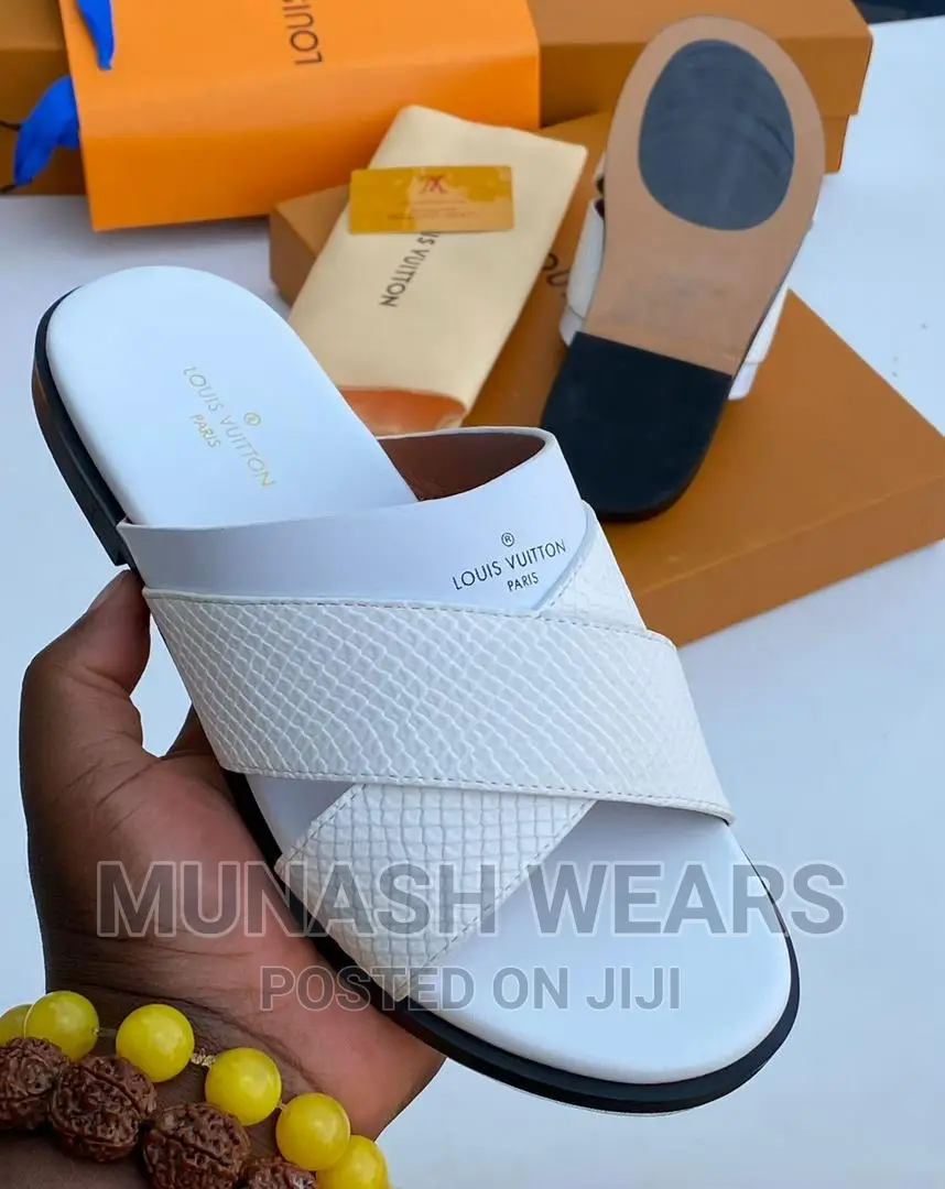 Quality Louis Vuitton Slipers