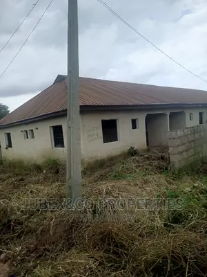 Photo - 1bdrm Block of Flats in Ilupeju Iyana Iyesi, Ado-Odo/Ota for sale