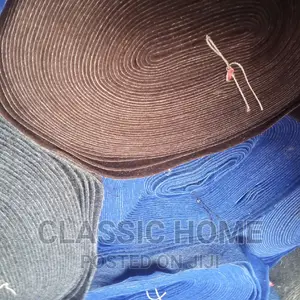 Original Wall To Wall Rug In Ikotu / Igando