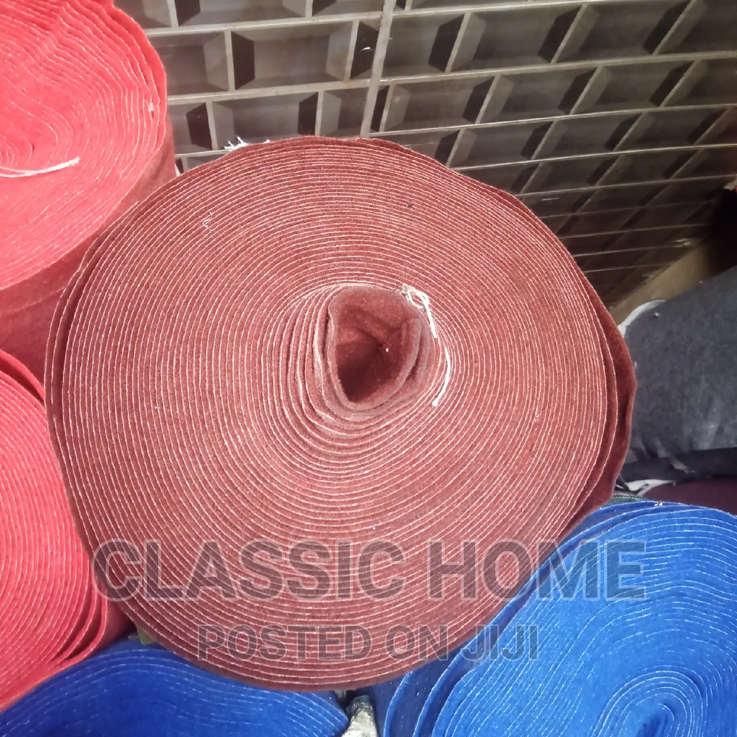 Classic Wall To Wall Rug In Ojodu