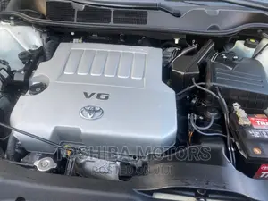 Toyota Venza V6 AWD 2012 White