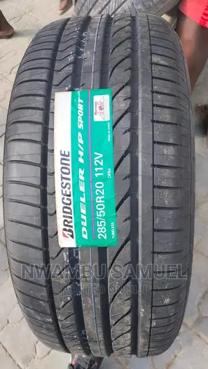 285/50r20 Bridgestone Tyre