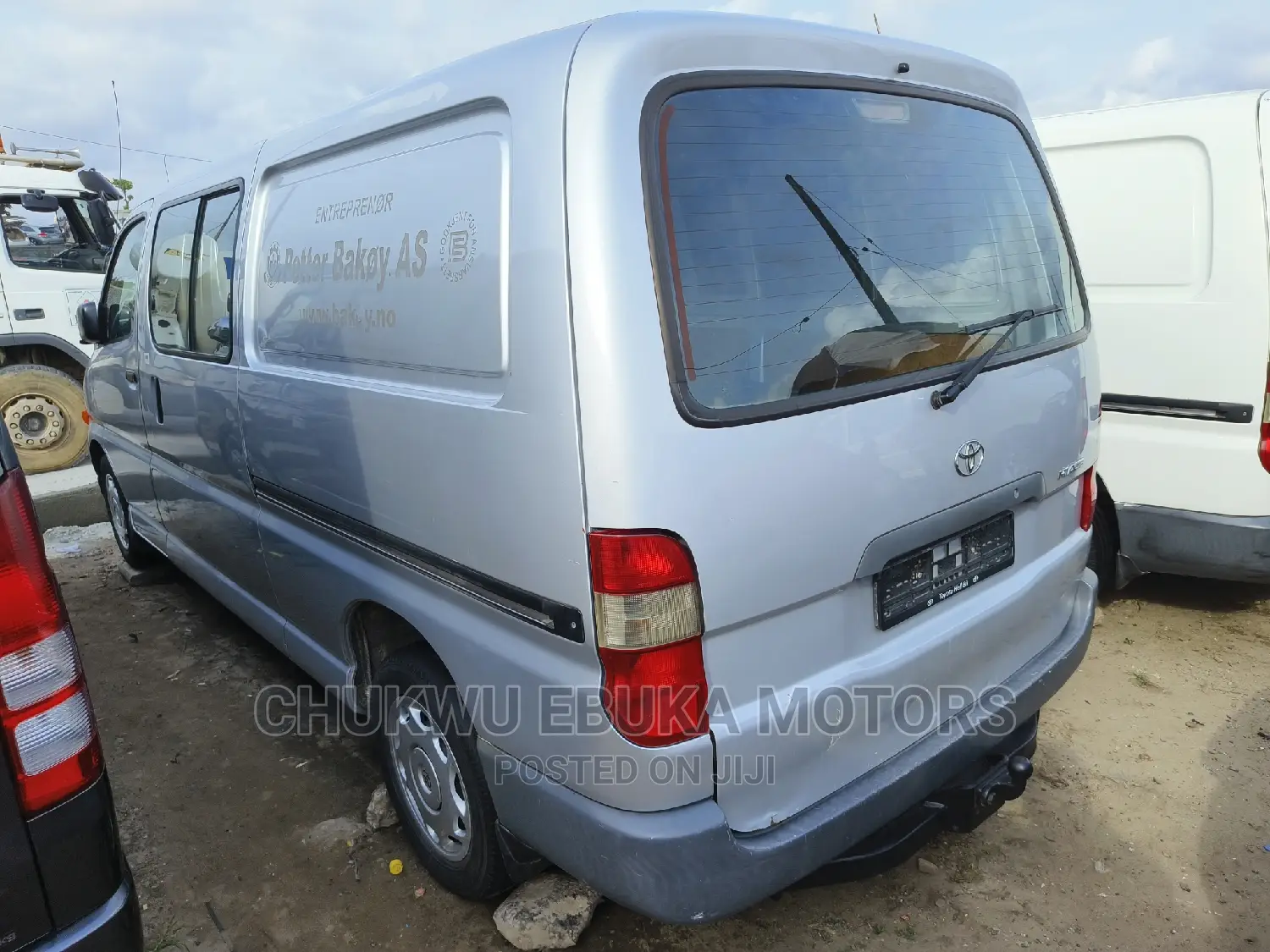 Toyota HiAce 2004 Silver