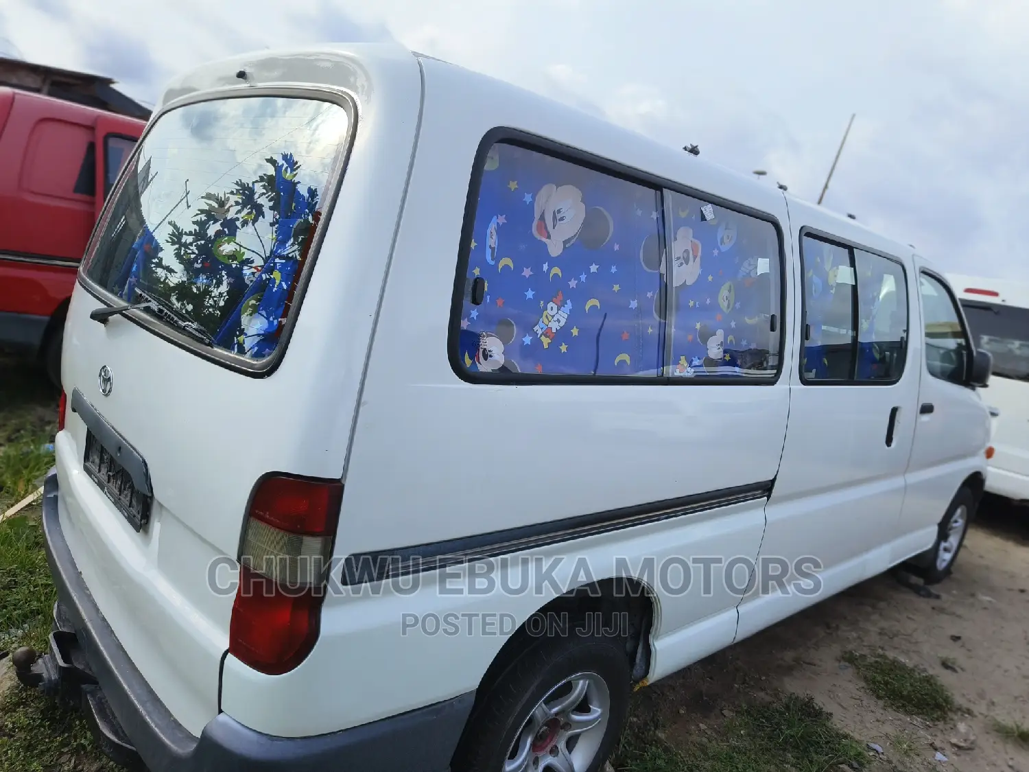 Toyota HiAce 2005 White