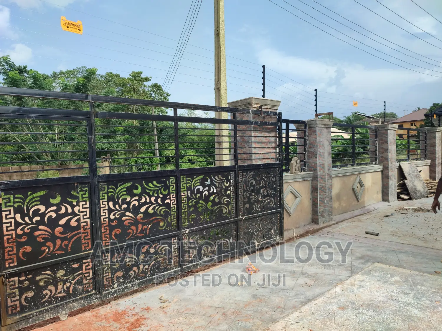 Solar Powered Electric Fence Wire Professionals