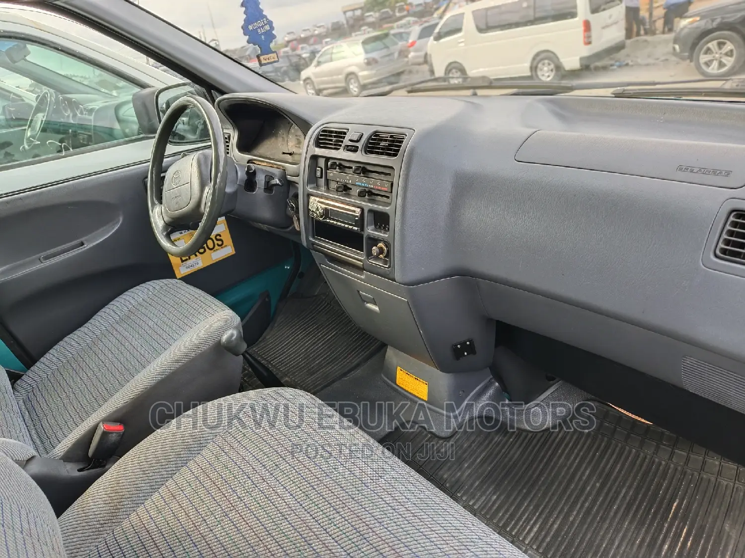 Toyota HiAce 2005 Blue