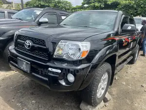 Toyota Tacoma Double Cab V6 Automatic 2011 Black