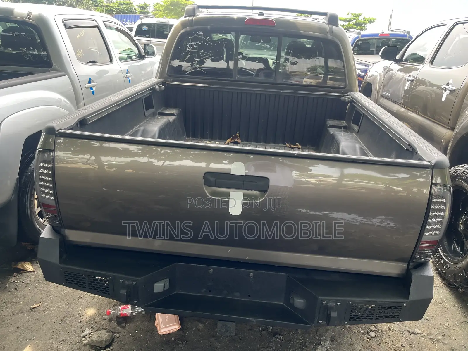Toyota Tacoma Double Cab V6 Automatic 2010 Gray