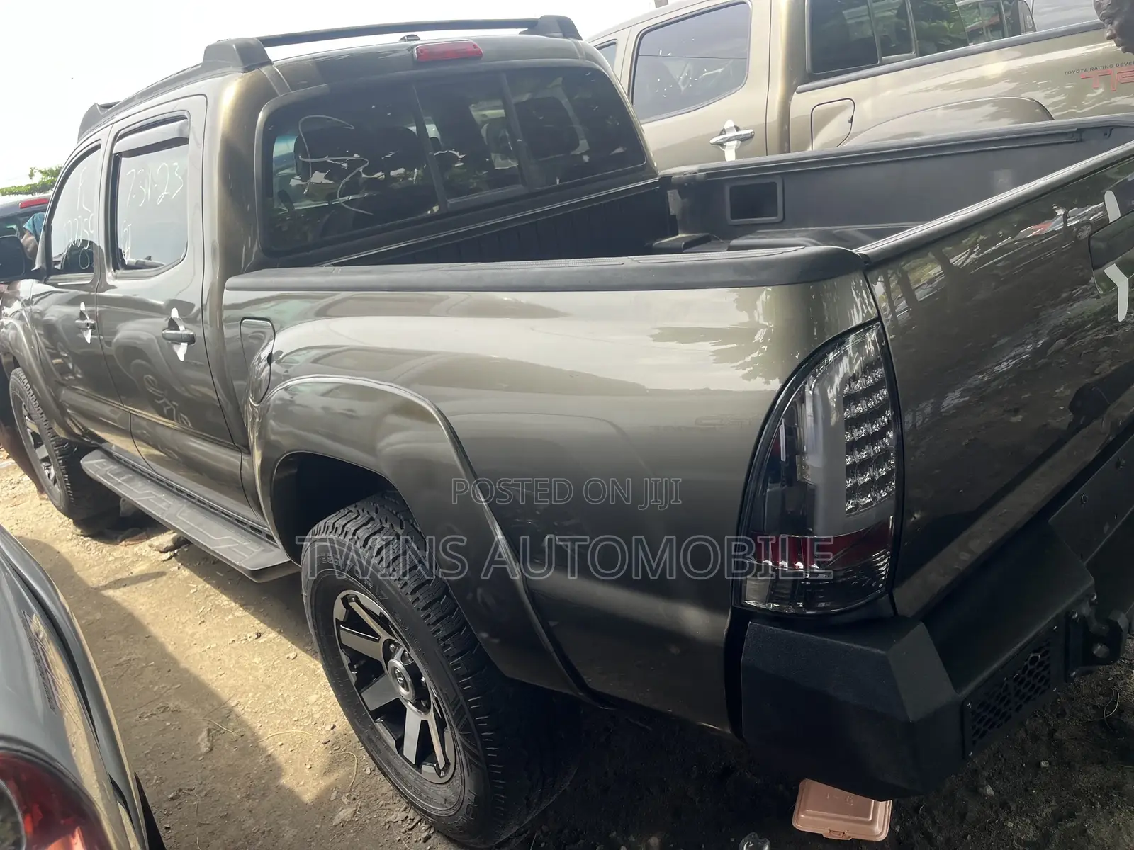 Toyota Tacoma Double Cab V6 Automatic 2010 Gray