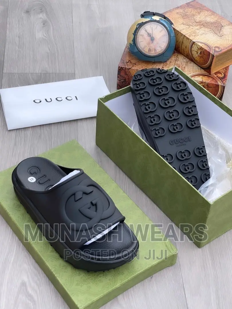 Luxury Gucci Interlocking