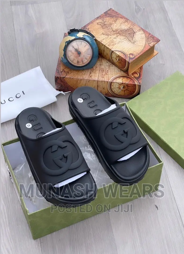Luxury Gucci Interlocking
