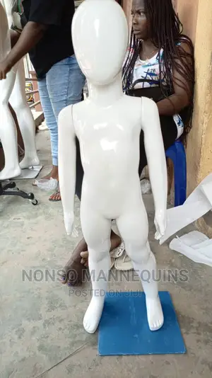 1/3 Years Unisex Glossy White Kids Dummy