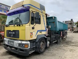 TRAILER-HEAD 6 Tyres - 35tons Bucket