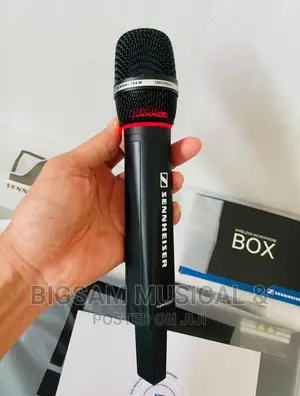 Skm9000 Professional Wireless Microphone