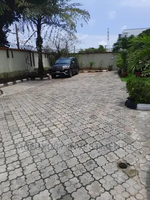 4bdrm Duplex in Awuse, Ikeja for sale
