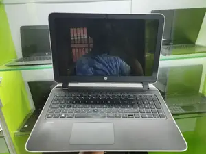 Laptop HP Pavilion 15 4GB AMD A6 HDD 500GB