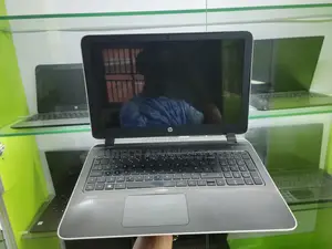 Laptop HP Pavilion 15 4GB AMD A6 HDD 500GB