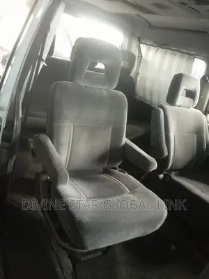 Mitsubishi L300 2005 Grey