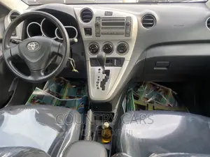 Toyota Matrix 2011 Gray