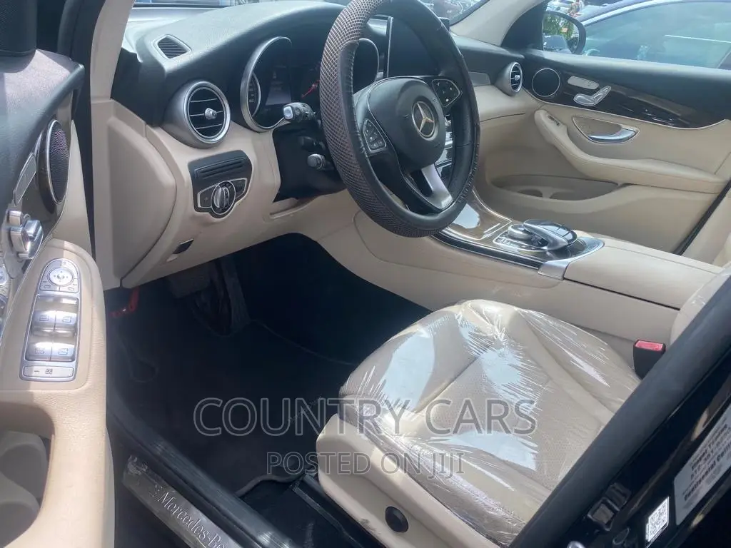 Mercedes-Benz GLC-Class 2016 Black
