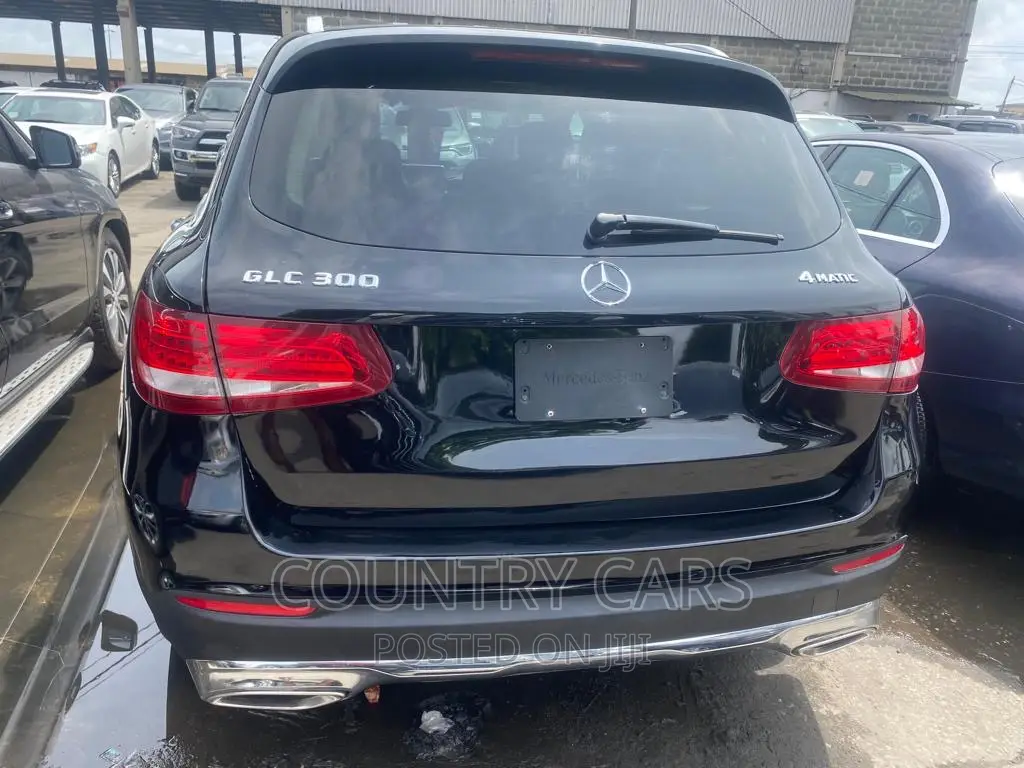 Mercedes-Benz GLC-Class 2016 Black