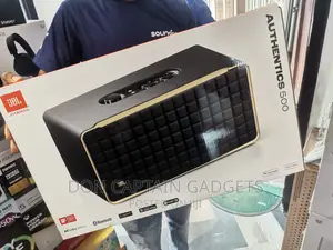 JBL Authentics 500