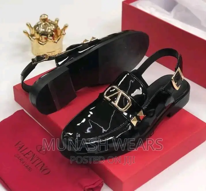 Shoe Sandal