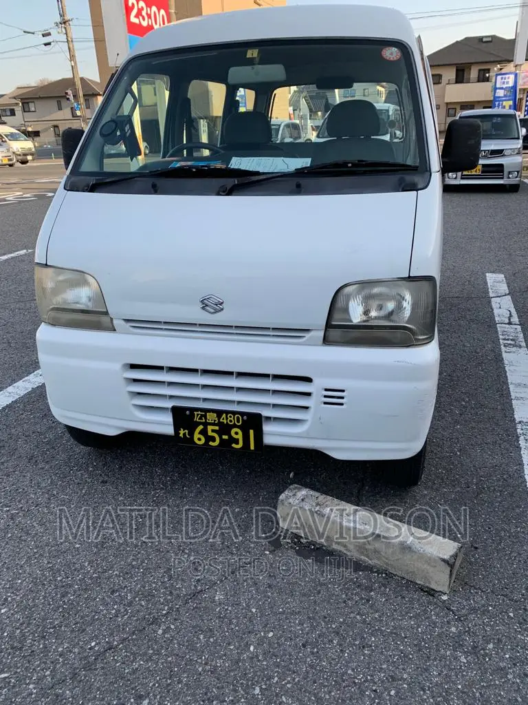 Suzuki Every 2010 White