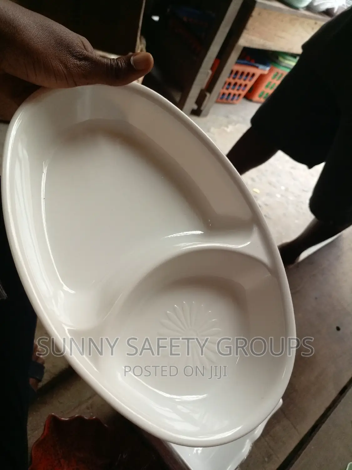 Quality Fancy Unbreakable Plate