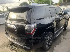 Toyota 4-Runner 2015 Black